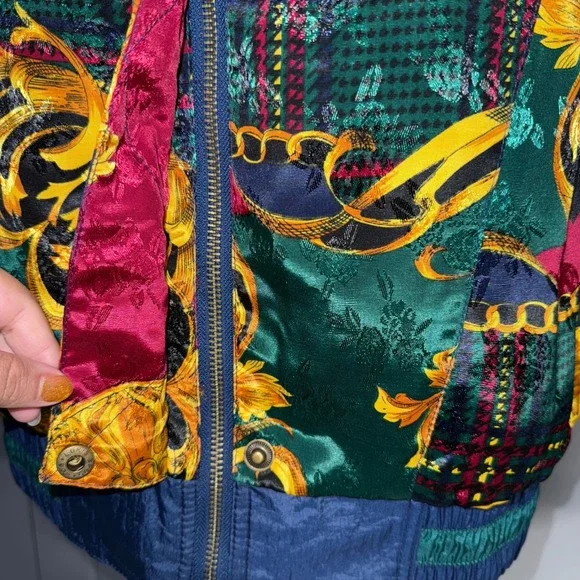 River Edge 80's Sport Windbreaker Jacket Sz M Colorful Baroque Print Nylon Track - Picture 4 of 9